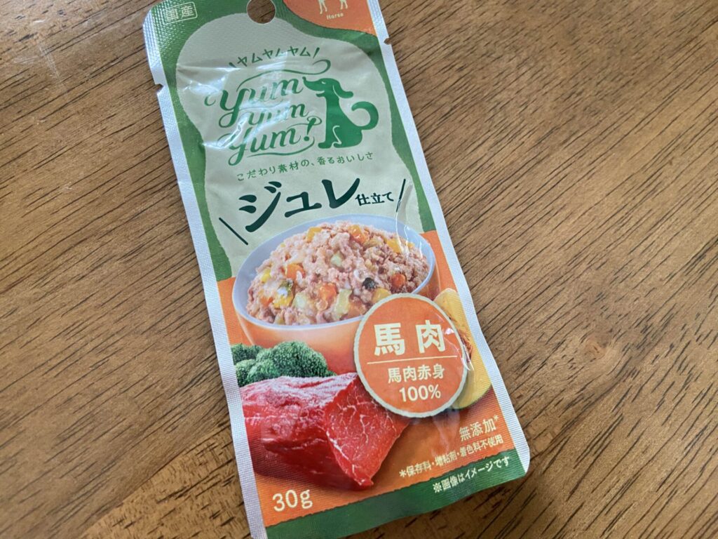 ドッグフードを飽きさせずに食べさせる工夫「トッピング」のジュレ